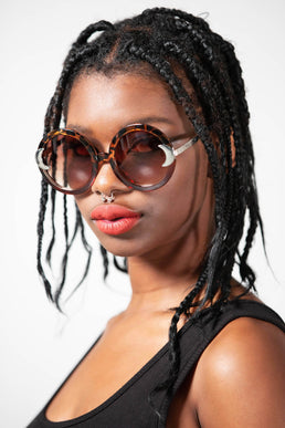 Lunar Doll Sunglasses [TORTOISESHELL] - Resurrect