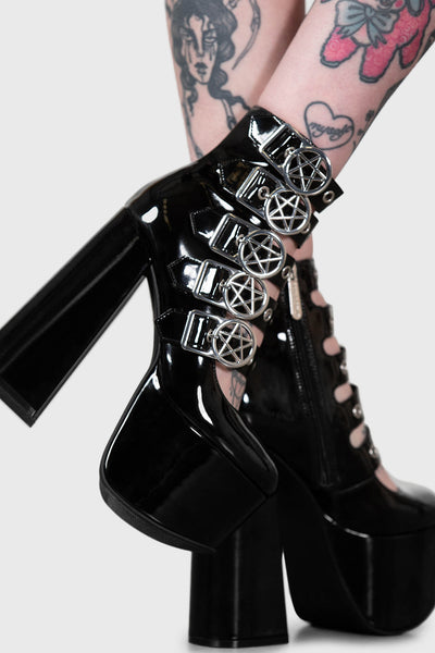 Coming In Hot Heels- Black – Atlanta Shoe Studio