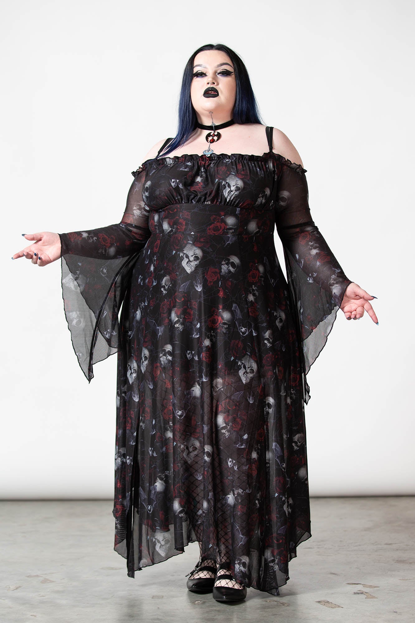 Plus Size Gothic Clothing : Mystic Crypt, the most unique, hard to